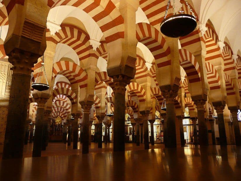 Interior de la mezquita de Crdoba